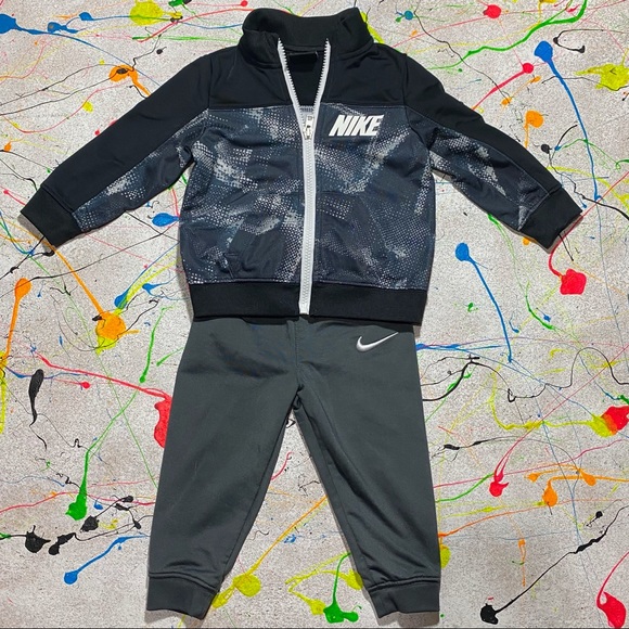 baby nike sweat suits